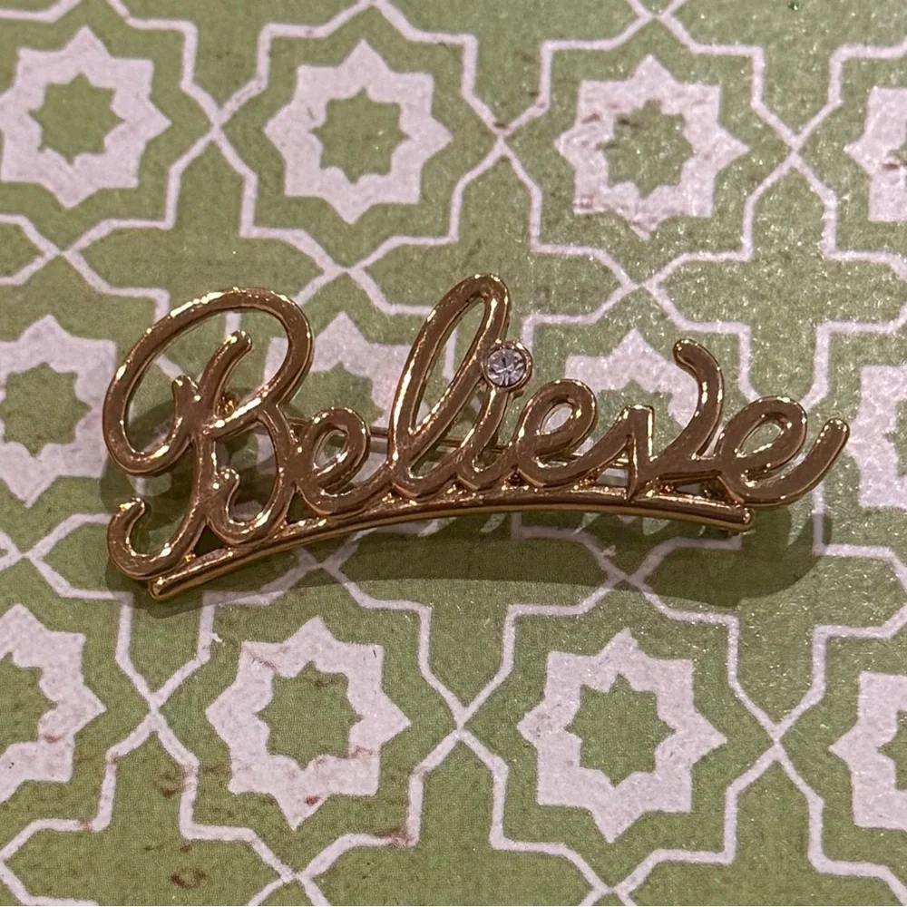 Avon Gold-Tone “Believe” Script Pin with Crystal Accent – Vintage — NEW